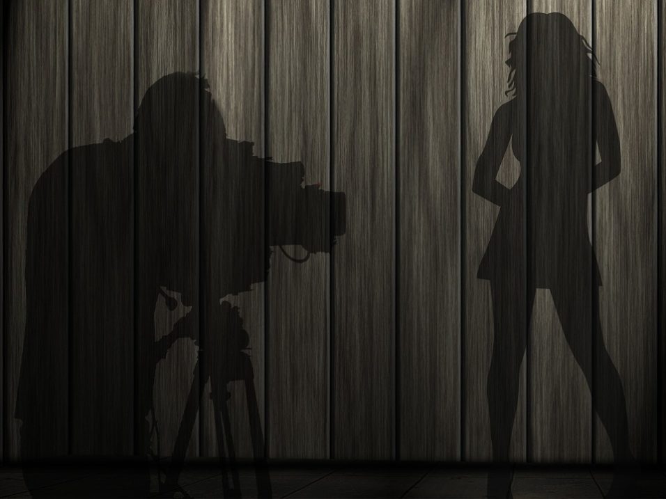 model and photographer