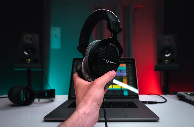 headphone